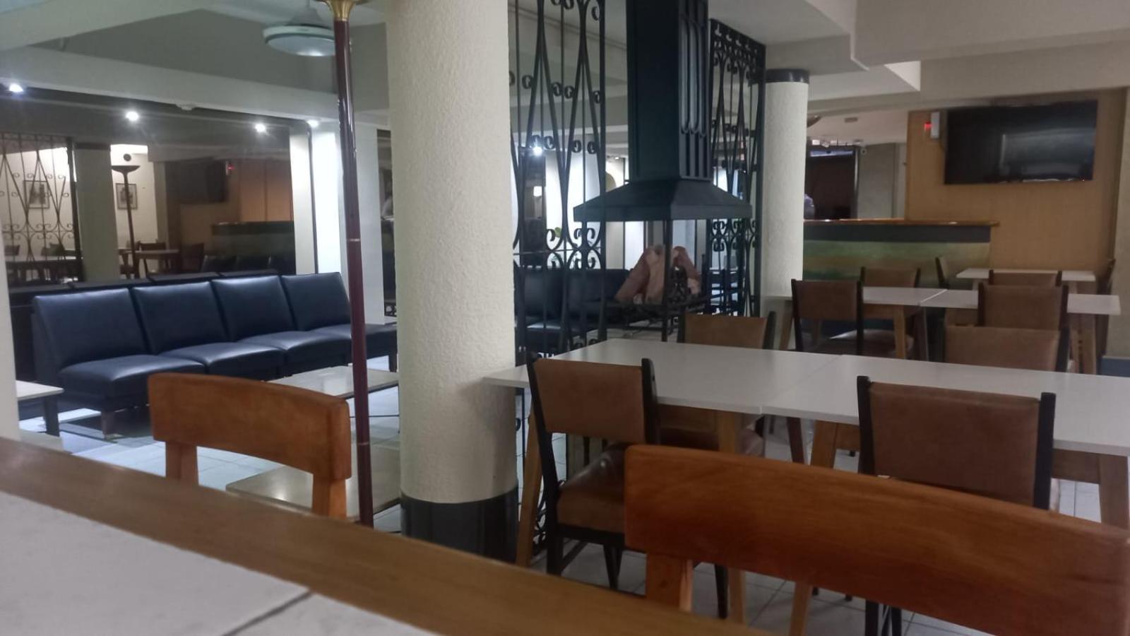 Hotel Milena Mendoza Buitenkant foto